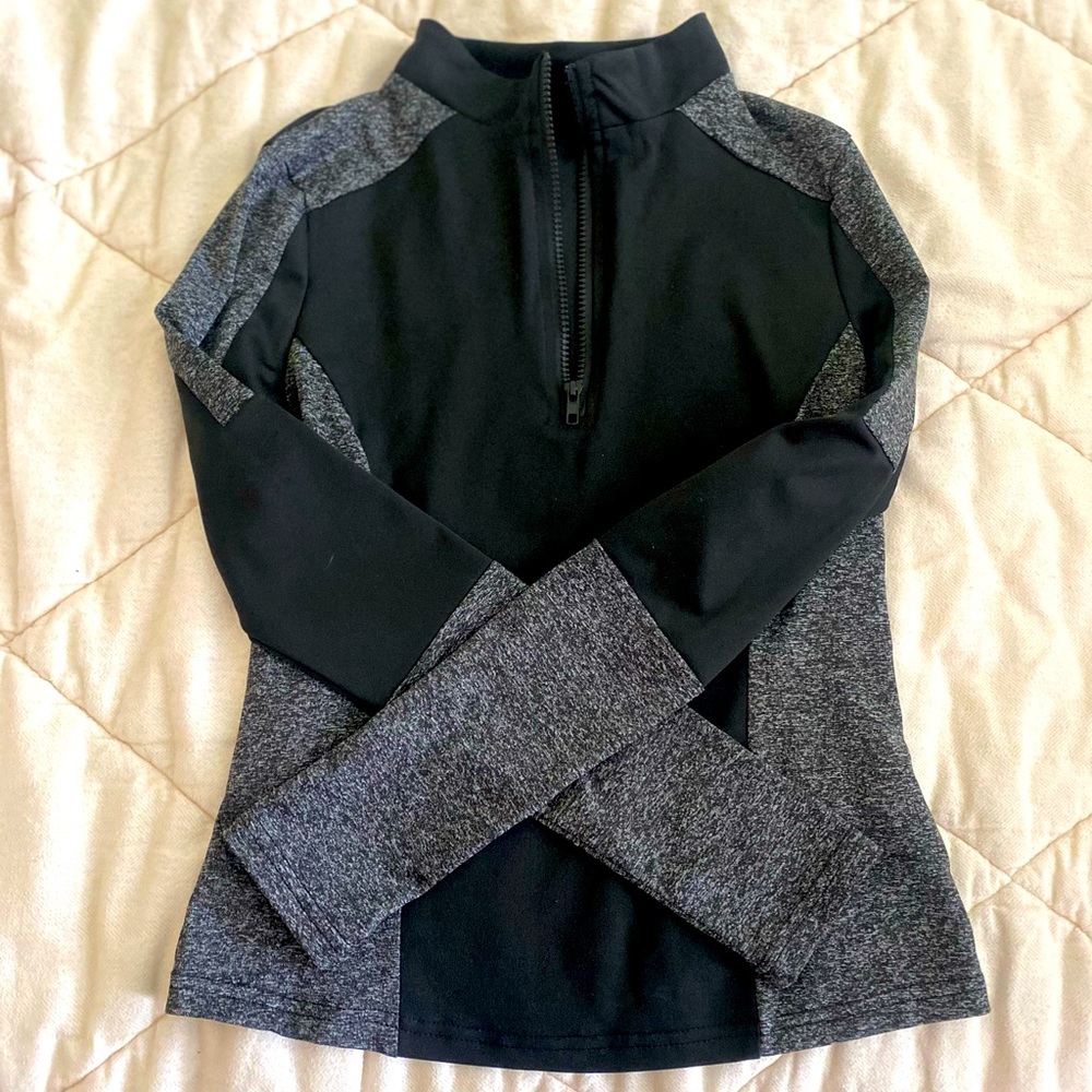 Xs workout sweater
